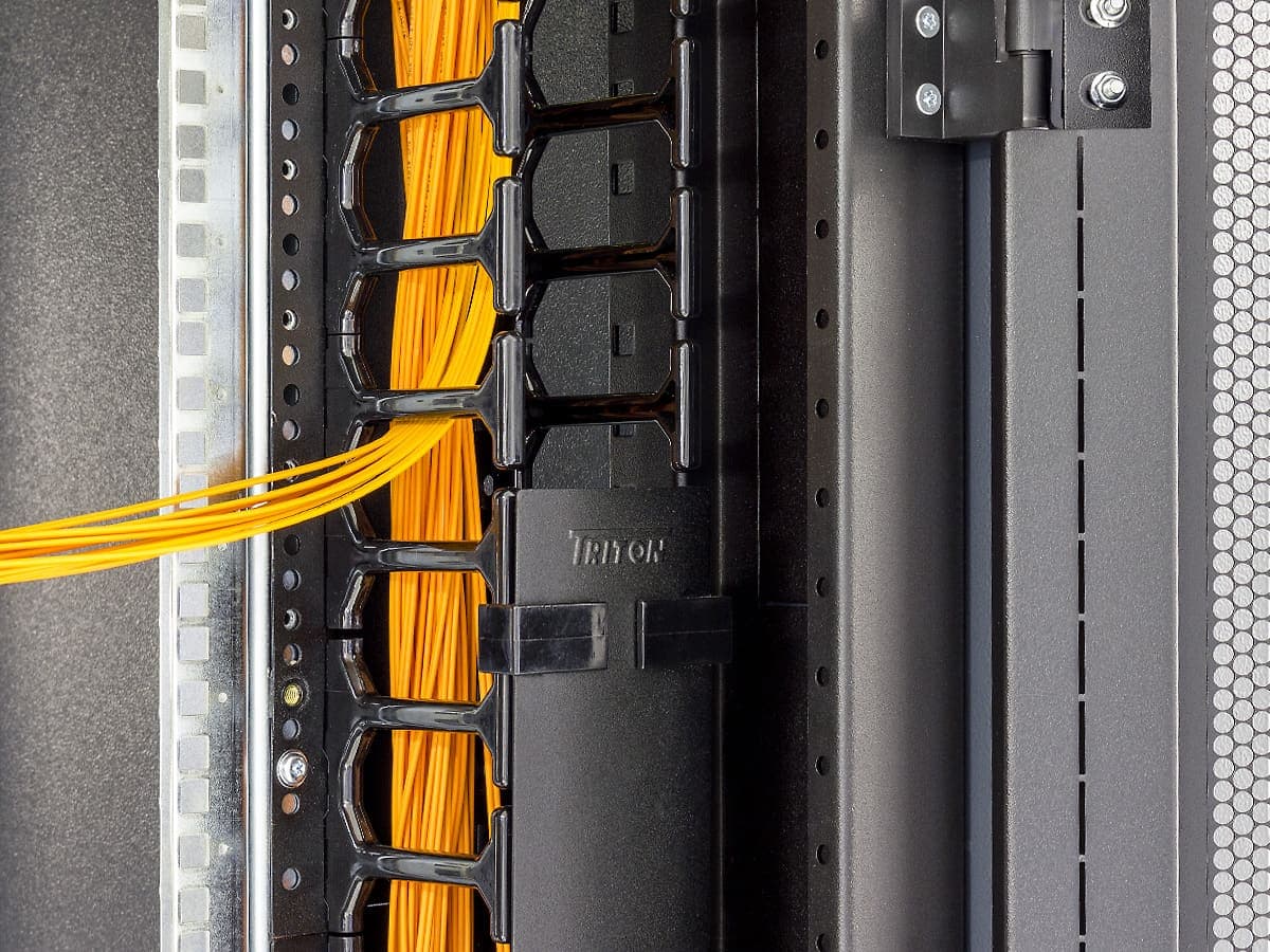 Verticaal kabelmanagement voor racks