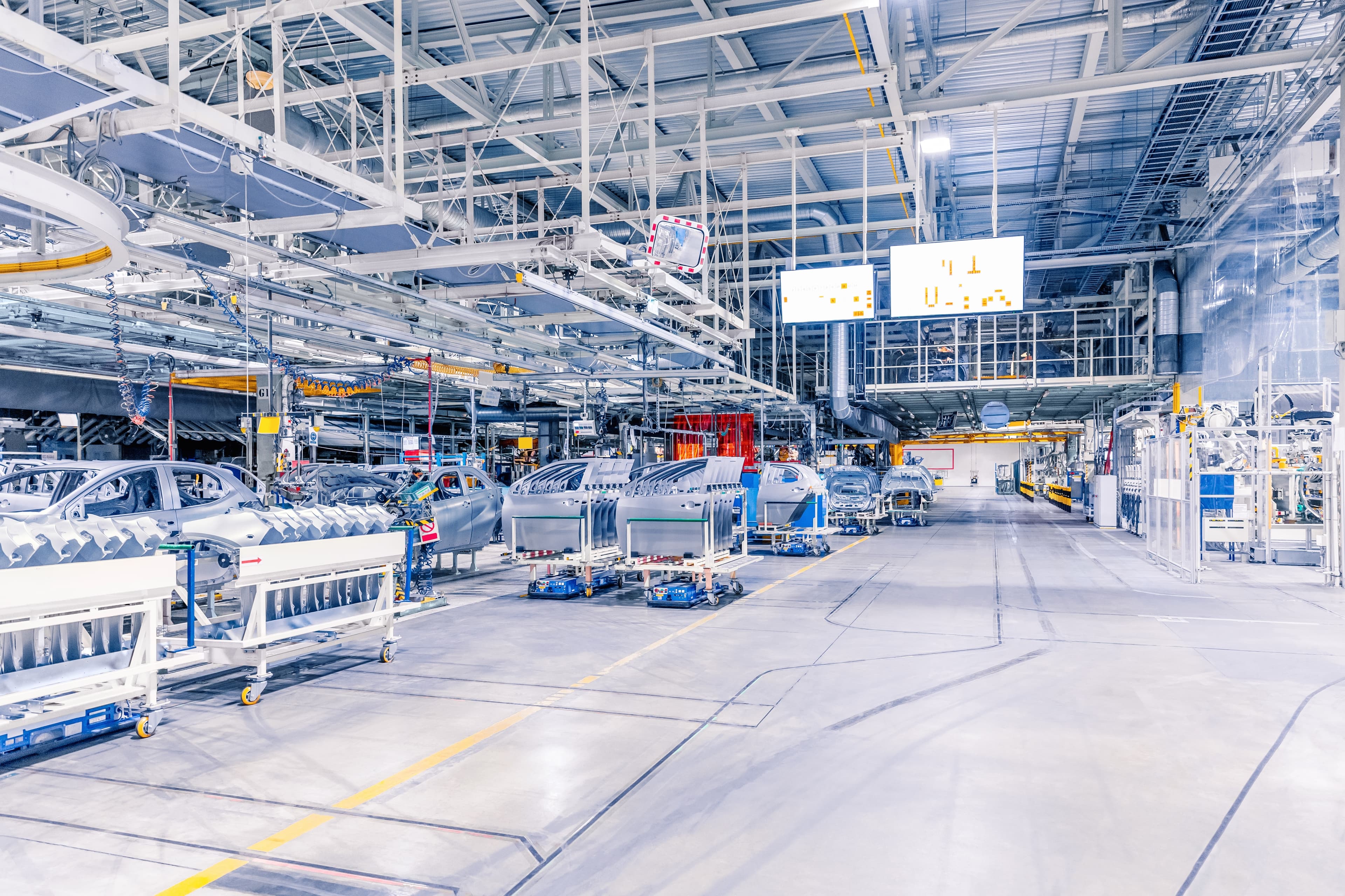 Industriële productieomgeving met geautomatiseerde assemblagelijn